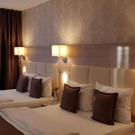 Hotel Budapester Hof 함브루크 외부 사진