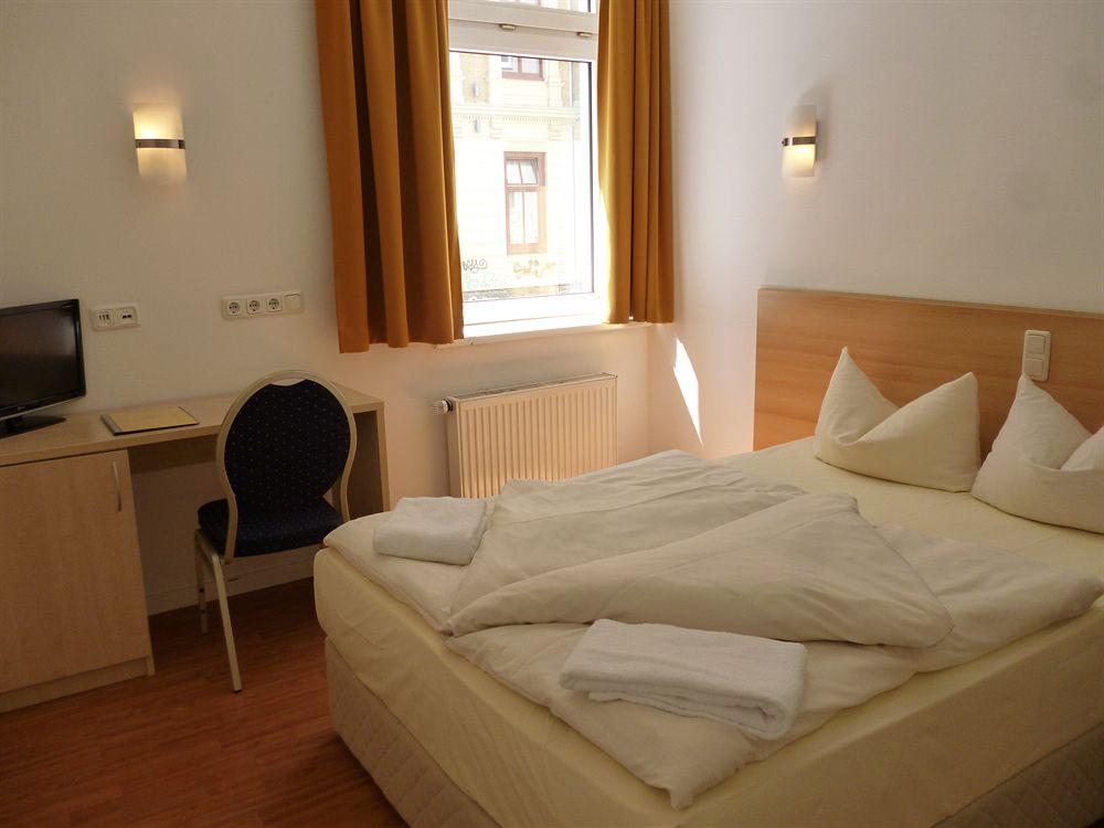 Hotel Budapester Hof 함브루크 외부 사진