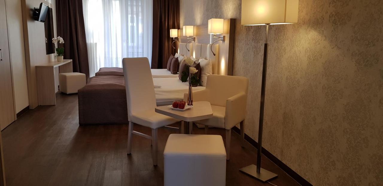 Hotel Budapester Hof 함브루크 외부 사진