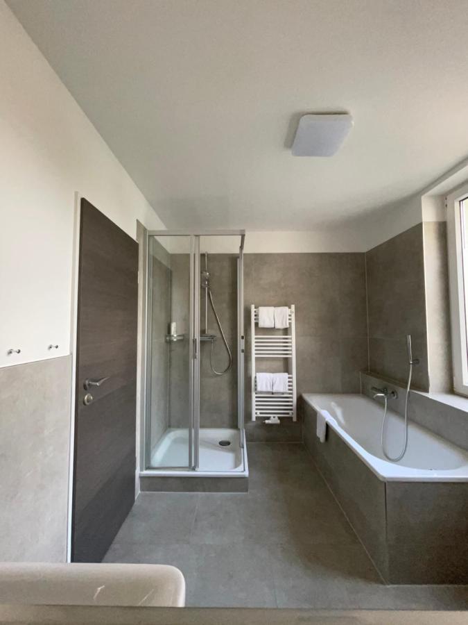 Hotel Budapester Hof 함브루크 외부 사진