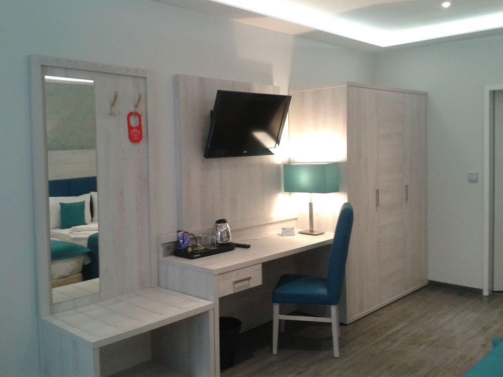 Hotel Budapester Hof 함브루크 외부 사진