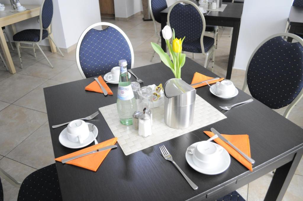 Hotel Budapester Hof 함브루크 외부 사진