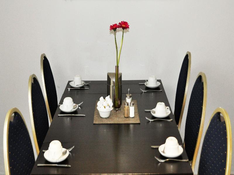 Hotel Budapester Hof 함브루크 외부 사진