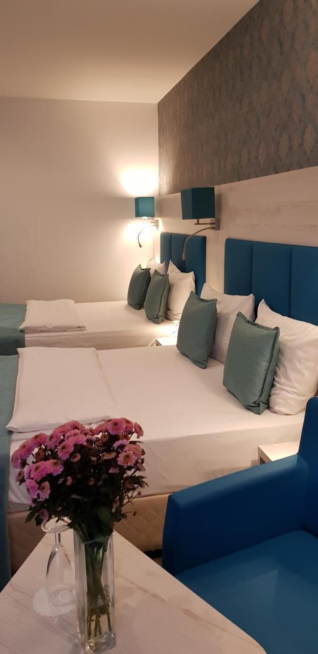 Hotel Budapester Hof 함브루크 외부 사진