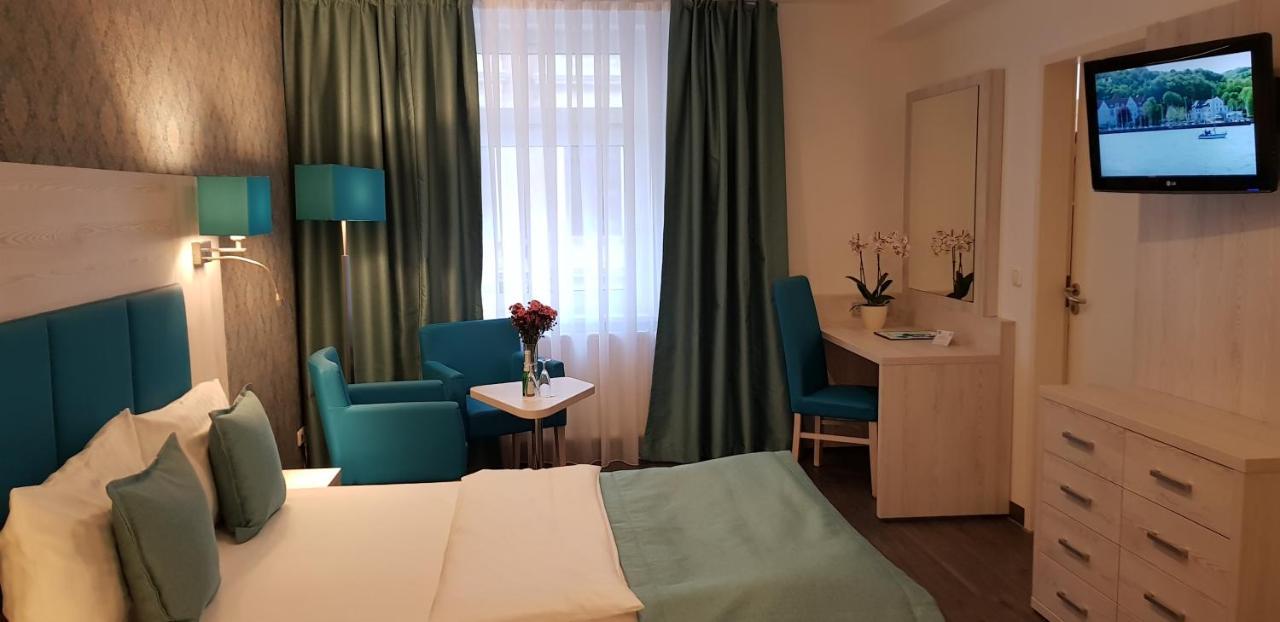 Hotel Budapester Hof 함브루크 외부 사진