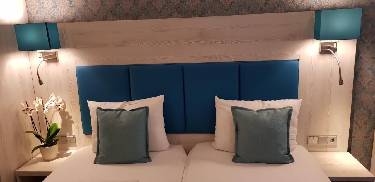 Hotel Budapester Hof 함브루크 외부 사진