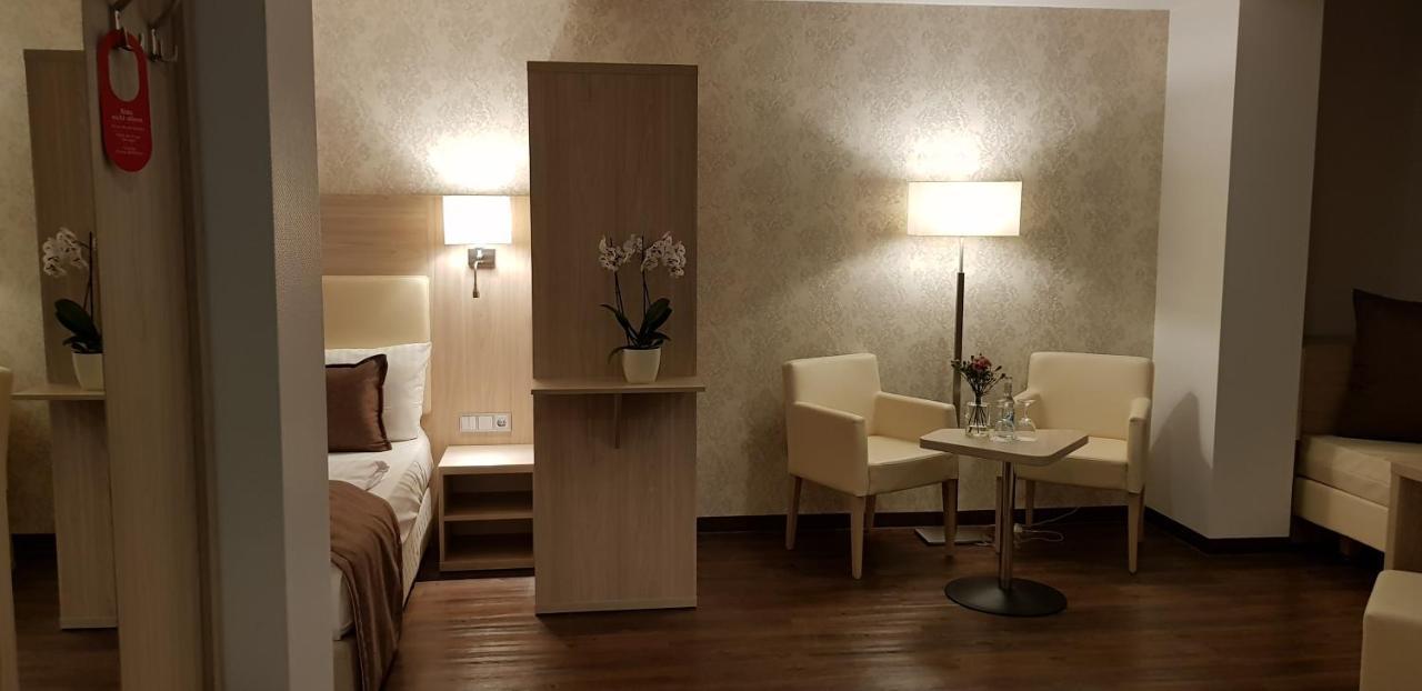 Hotel Budapester Hof 함브루크 외부 사진